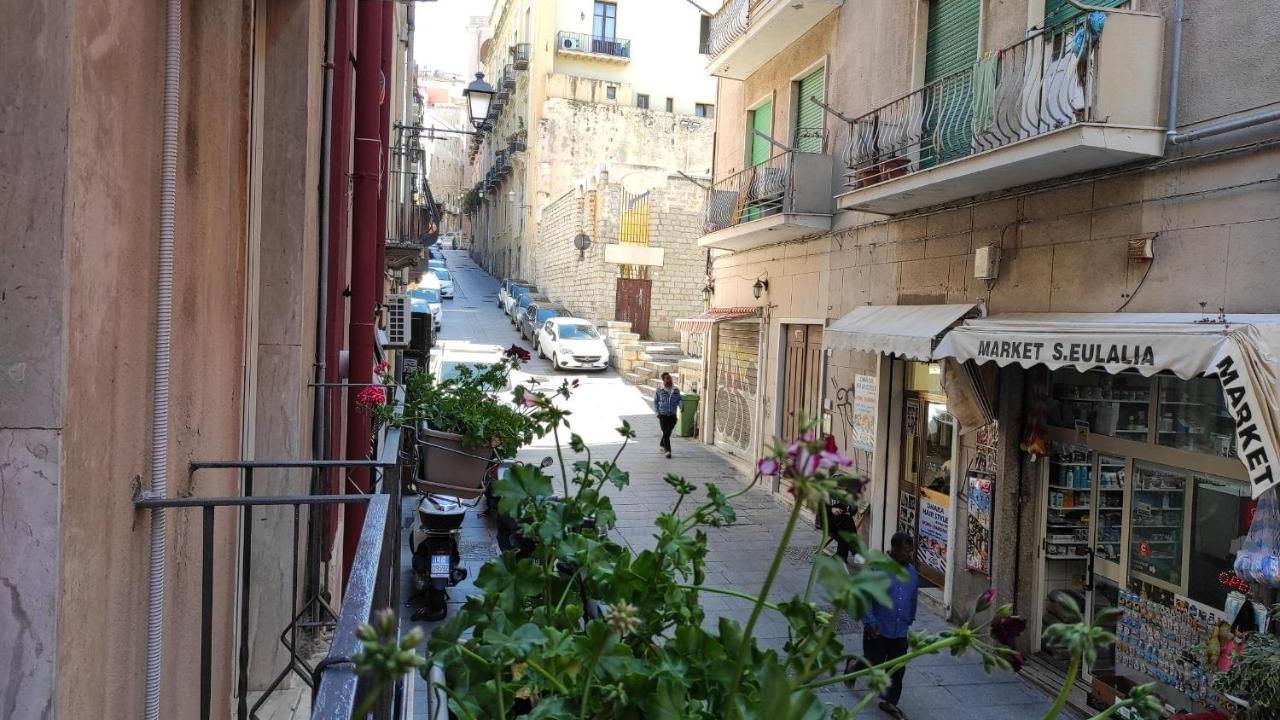 Bed and Breakfast Yaki Domo Cagliari Exterior foto