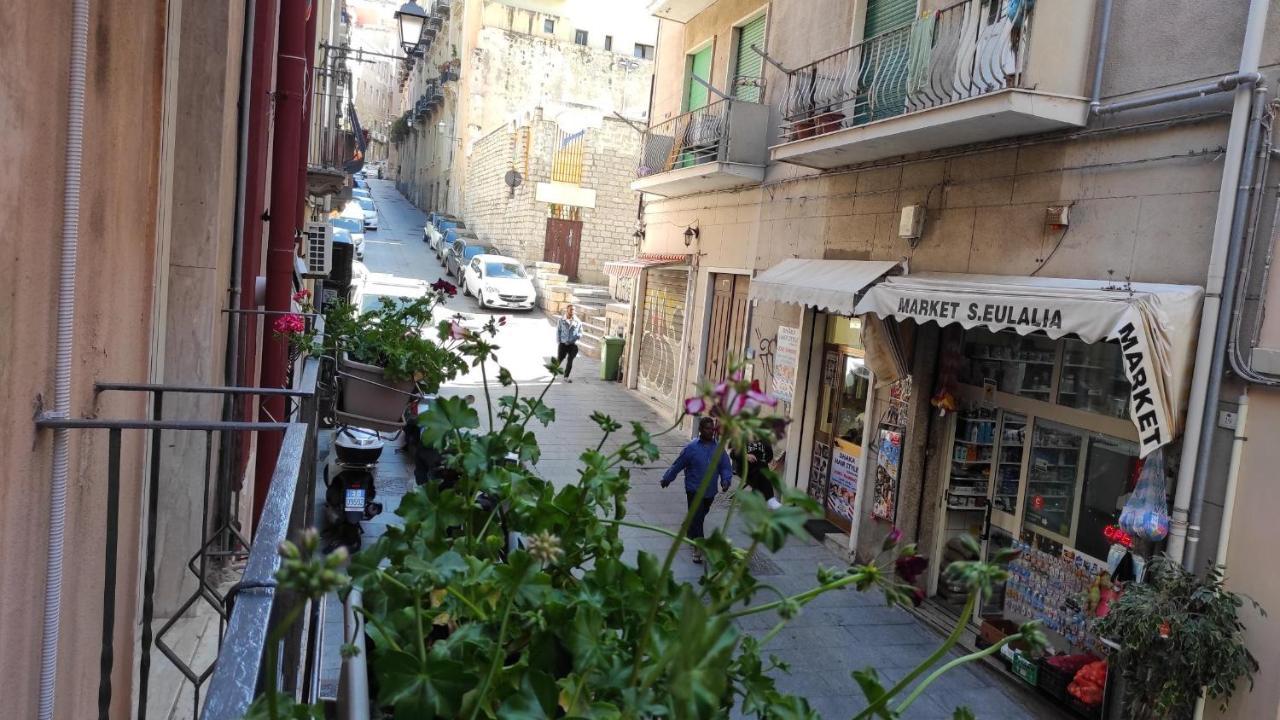 Bed and Breakfast Yaki Domo Cagliari Exterior foto